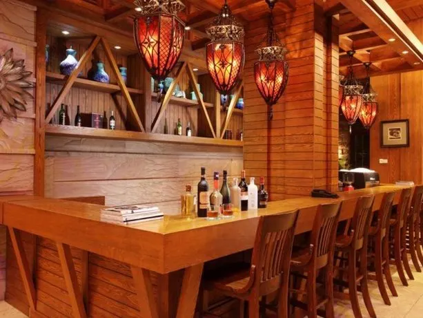 Timton Jianguo Hotel Sanya - Image 1