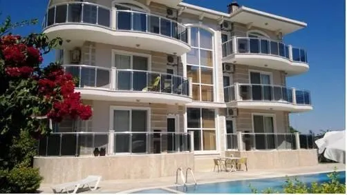 Medusa Residence - Image 1