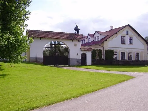 Petříkův Statek - Image 1