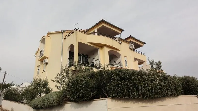 Villa Dvorine - Image 1