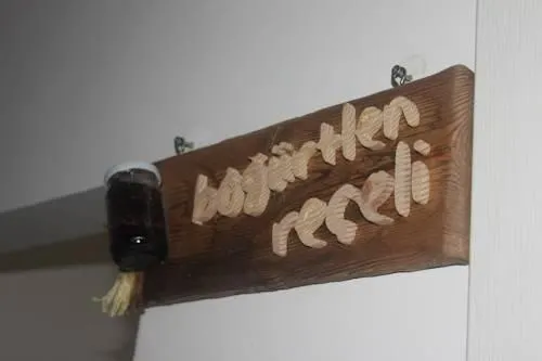 Recel Hotel - Image 1