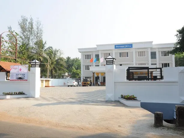 Hotel Royal Residency Park - Image 1