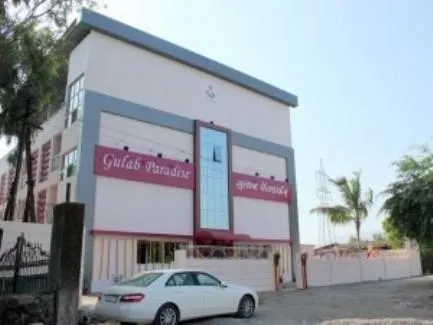 Hotel Gulab Paradise - Image 1