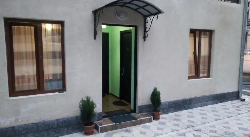 Hotel Central - Image 1