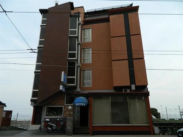 Residence Dei Fiori - Image 1