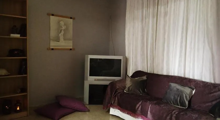 Econa Residence - Image 1