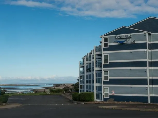 RedAwning Waters Edge 103 - Image 1