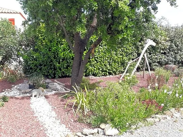 Domaine De La Clotte - Image 1