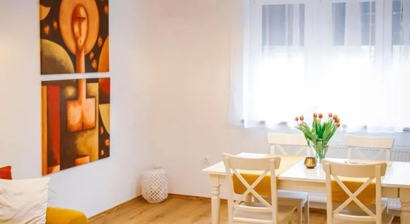 Cozy apartment in the downtown - Image 1