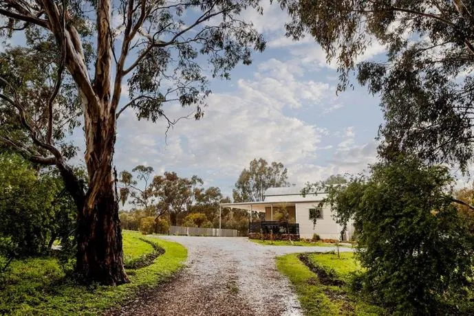 Hills Clare Valley Accommodation - Image 1