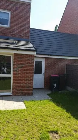 SELF-CONTAINED GUEST ACCOMMODATION - Image 1