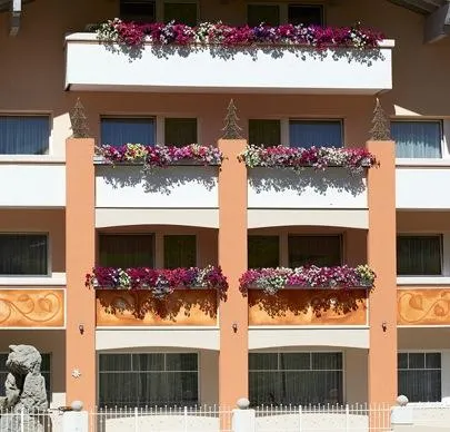 Sporthotel Frühauf - Image 1