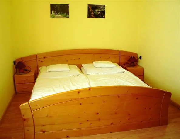 Tókert Fogadó - Image 1