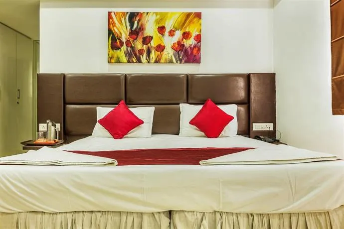 ZO Rooms Madhapur Inorbit Mall - Image 1