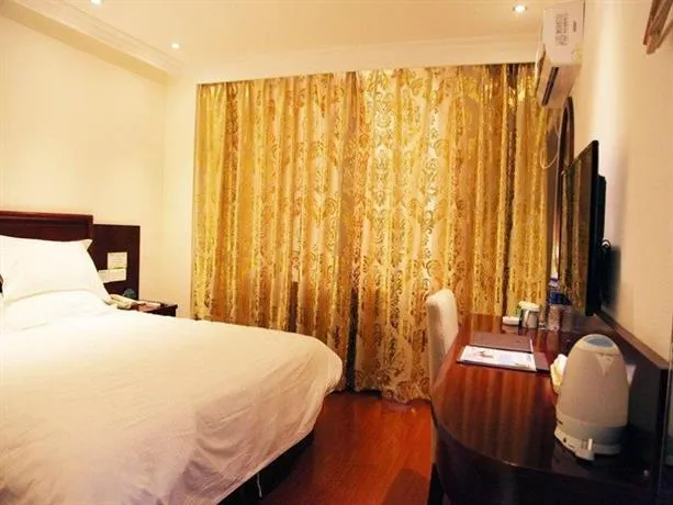 GreenTree Inn Shanghai Sanmen Road Shell Hotel - Image 1