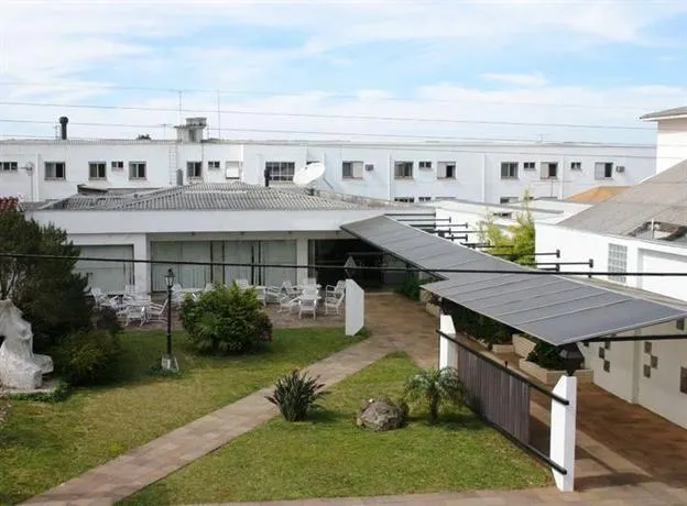 Villablanca Hotel - Image 1