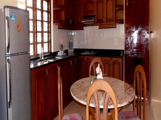 Paradise Guest House - Image 1