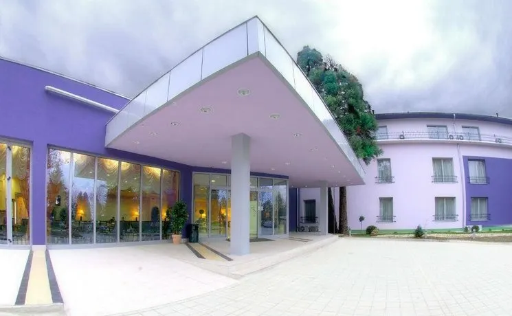 Hotel Patria - Image 1