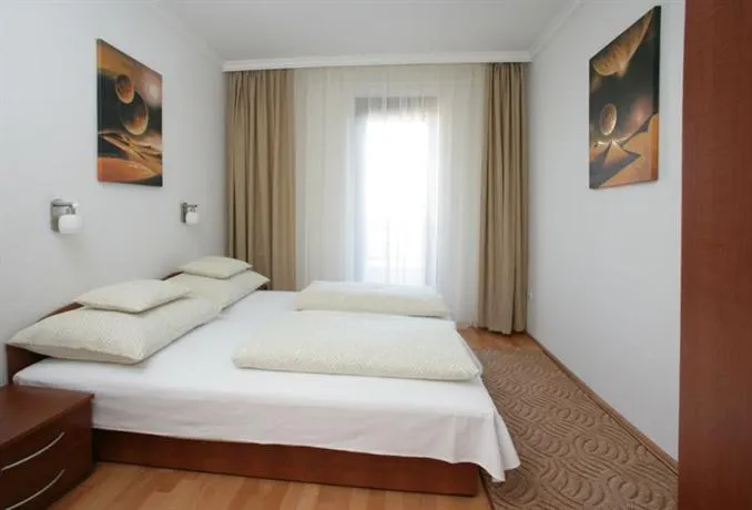 Astra Apartments - Image 1