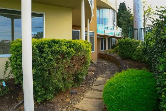 F&D' S HOUSE - Image 1