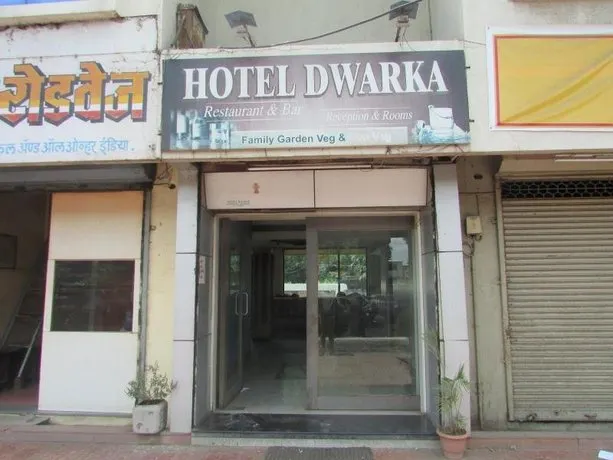 Hotel Dwarka - Image 1