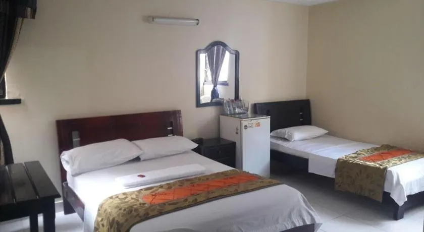 Hotel Alferes - Image 1