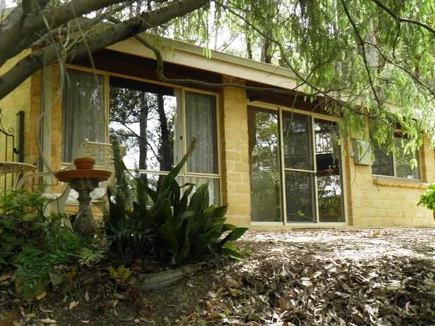 Forest Echo Cottage - Image 1