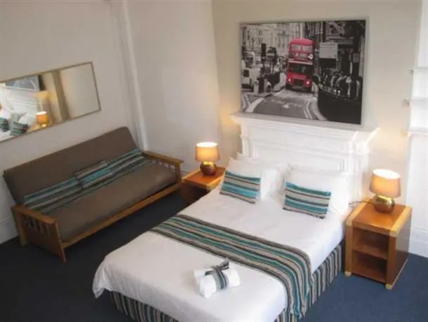 Hostel 7 - Image 1