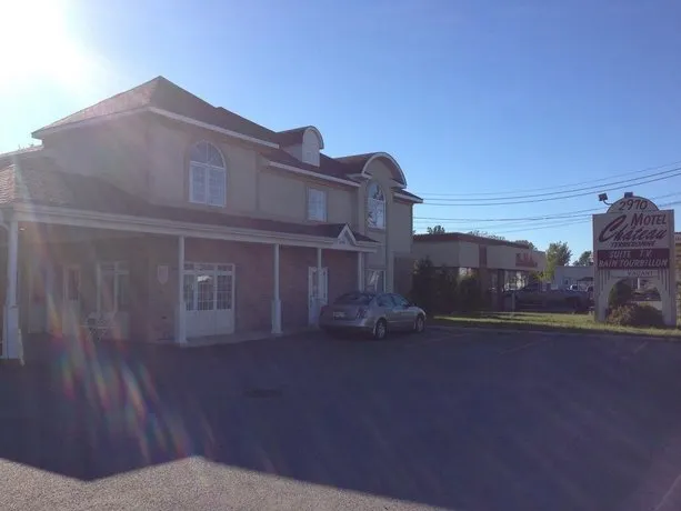Motel Château - Image 1