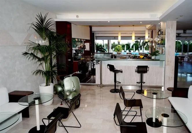 Hotel Bauer & Sporting - Image 1