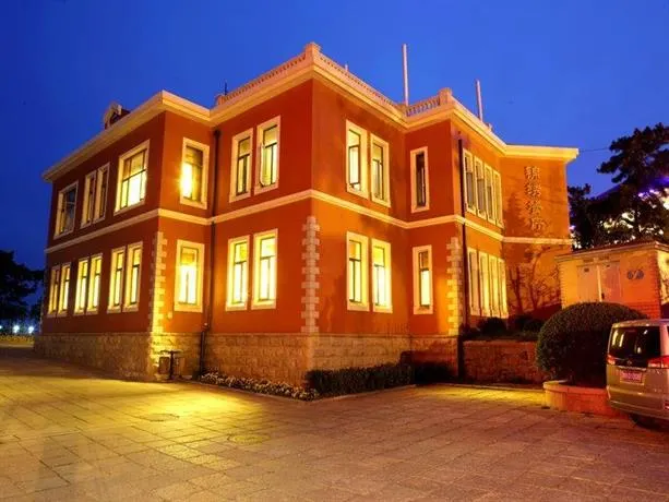 Qingdao Badanguan Jinxiuyuan Hotel - Image 1