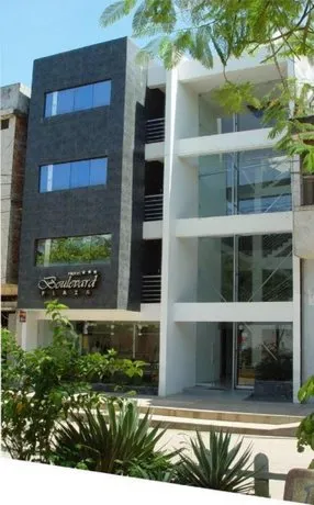 Hotel Boulevard Plaza - Image 1