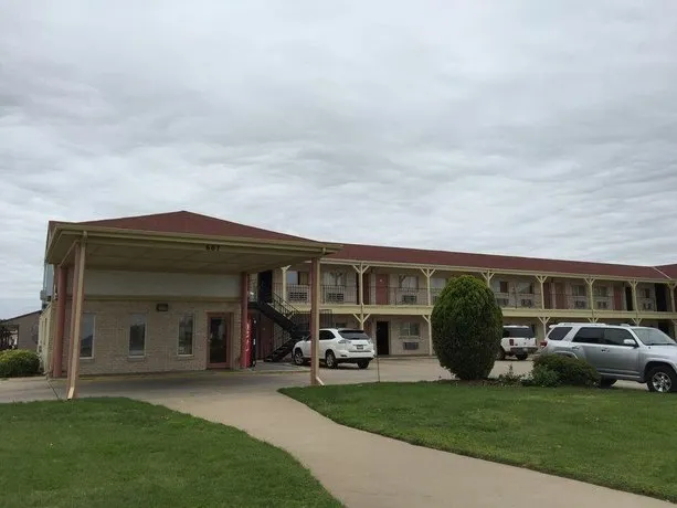 Springfield Inn - Image 1