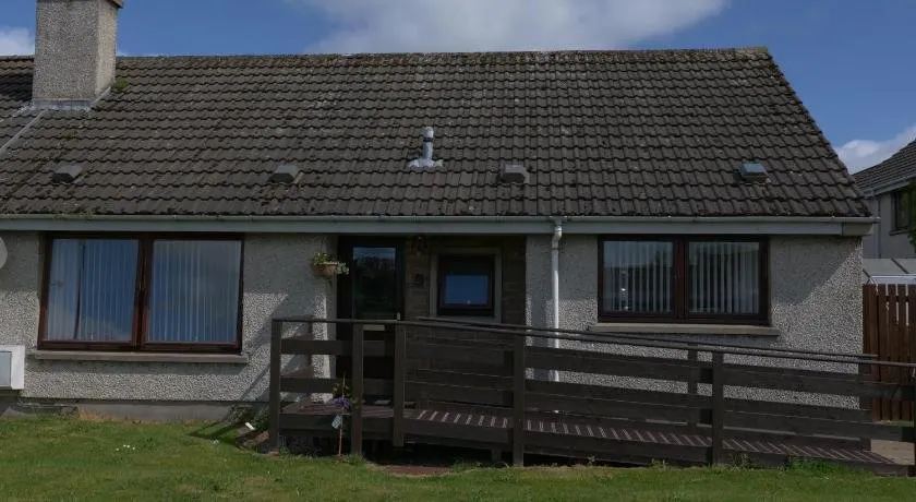 Kirkside Holiday Home - Image 1