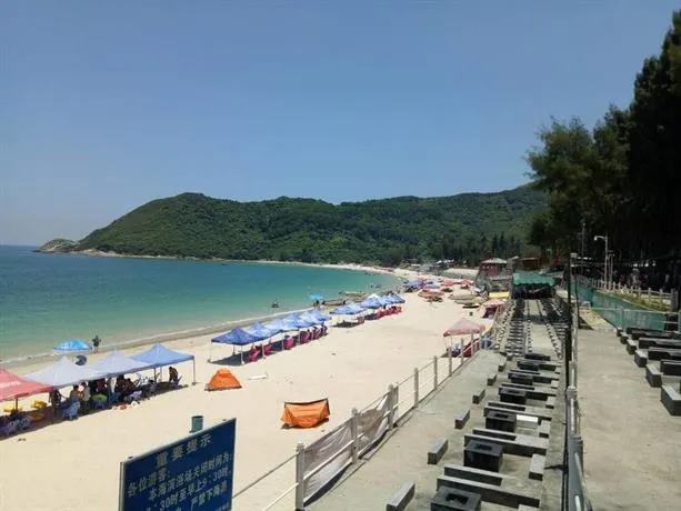 Xichong Beach Cabin - Image 1
