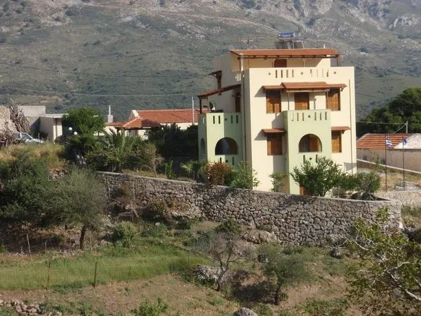 ΧENONAS KOURITES - Image 1