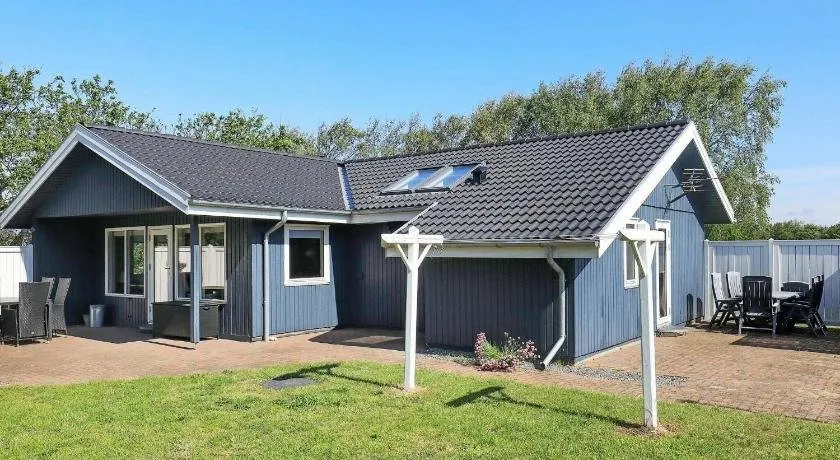 Holiday Home Helmklit - Image 1
