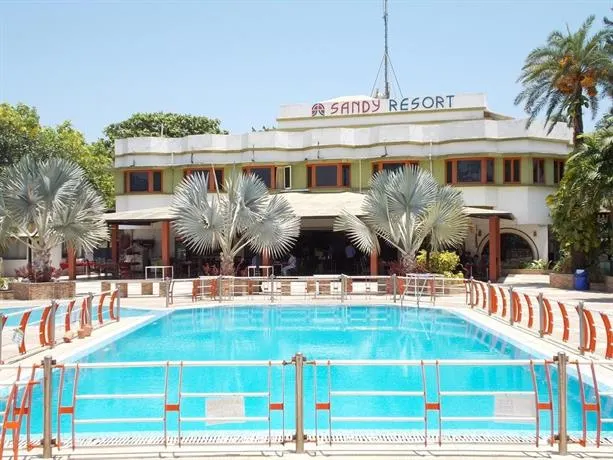 Sandy Resort - Image 1