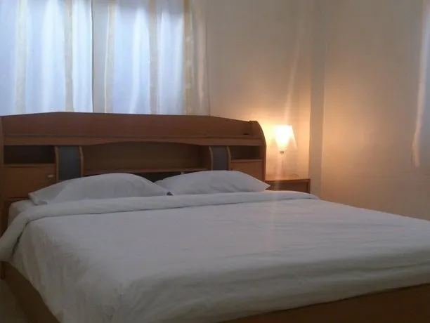 Ampha Villa - Image 1