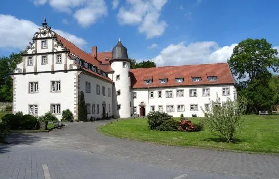 Schloss Buchenau - Image 1