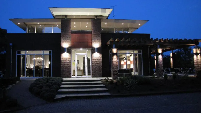 Oeverwoning 4p - Image 1