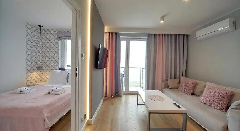 PINK APARTMENT Lesne Tarasy - Image 1