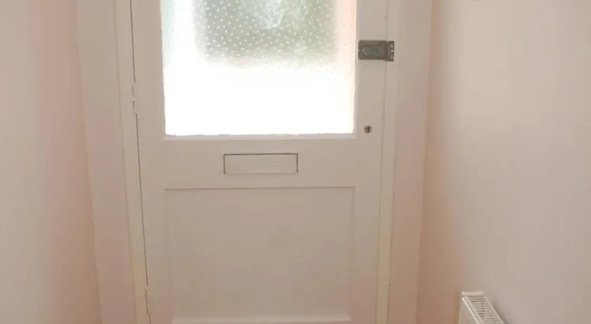 Brownshill Green Apartment - Image 1