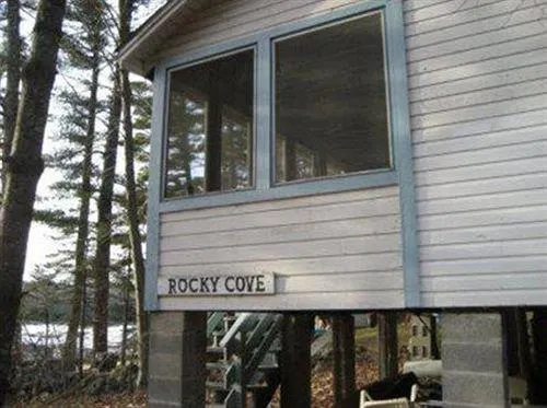 Rocky Cove Cottages - Image 1