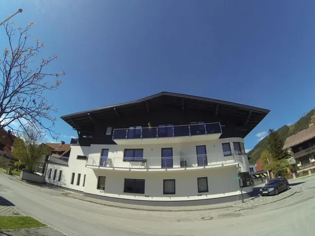 Penthouse Viktoria - Image 1