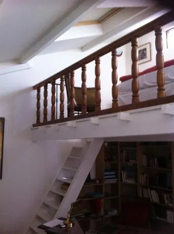 La Maison De Fontvieille - Image 1