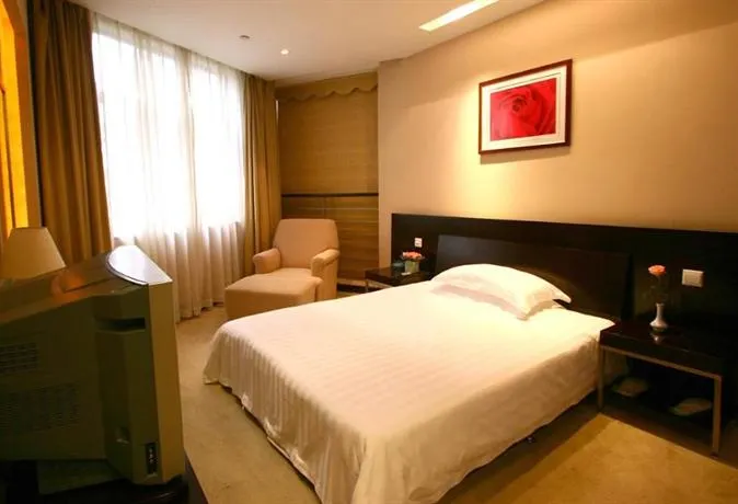 Ying Yuan Hotel - Image 1