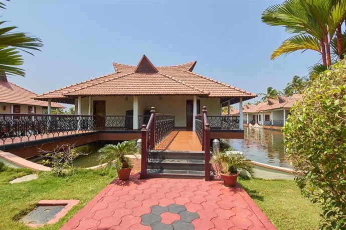 Lake Palace Resort - Image 1