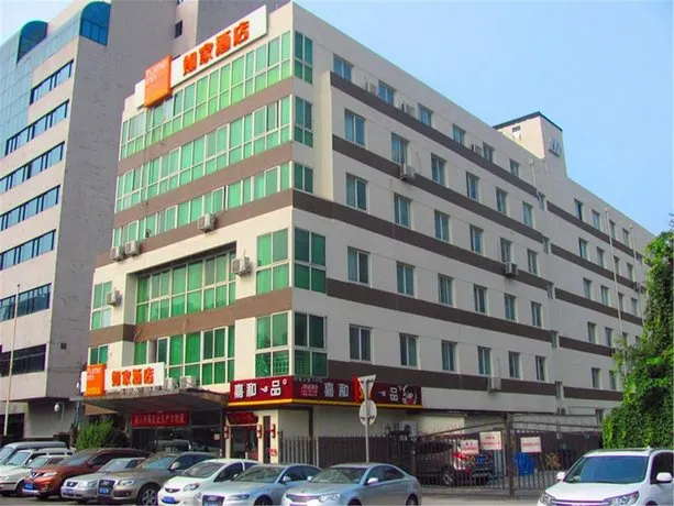 Home Inn Beijing Yansha Embassy Row - Image 1