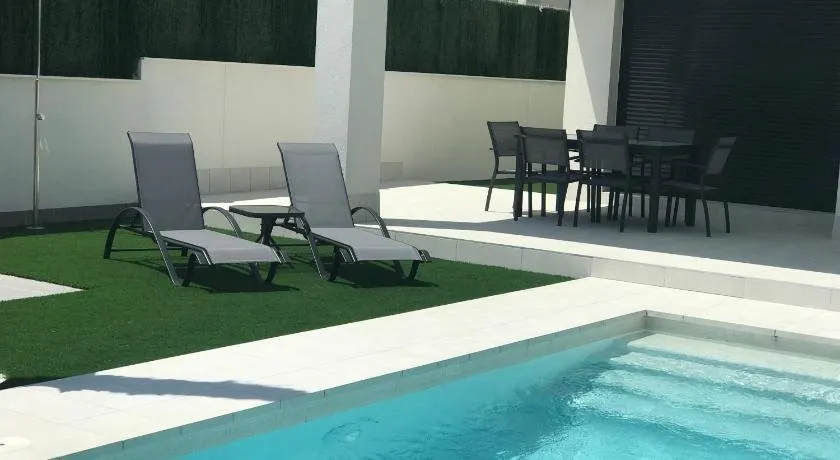 Villa Deluxe La Marina Beach - Image 1